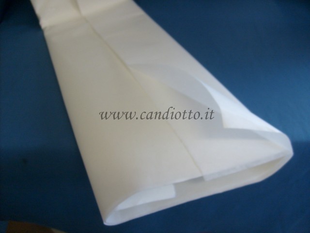 Fliselina adesiva con pellicola 1 X 1.60 mt. = 1,6 mq