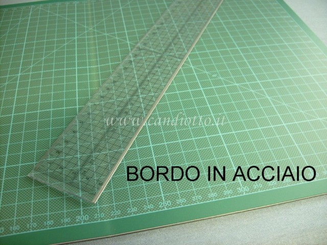 Righello stecca da 5 x 30 mm plastica/acciaio
